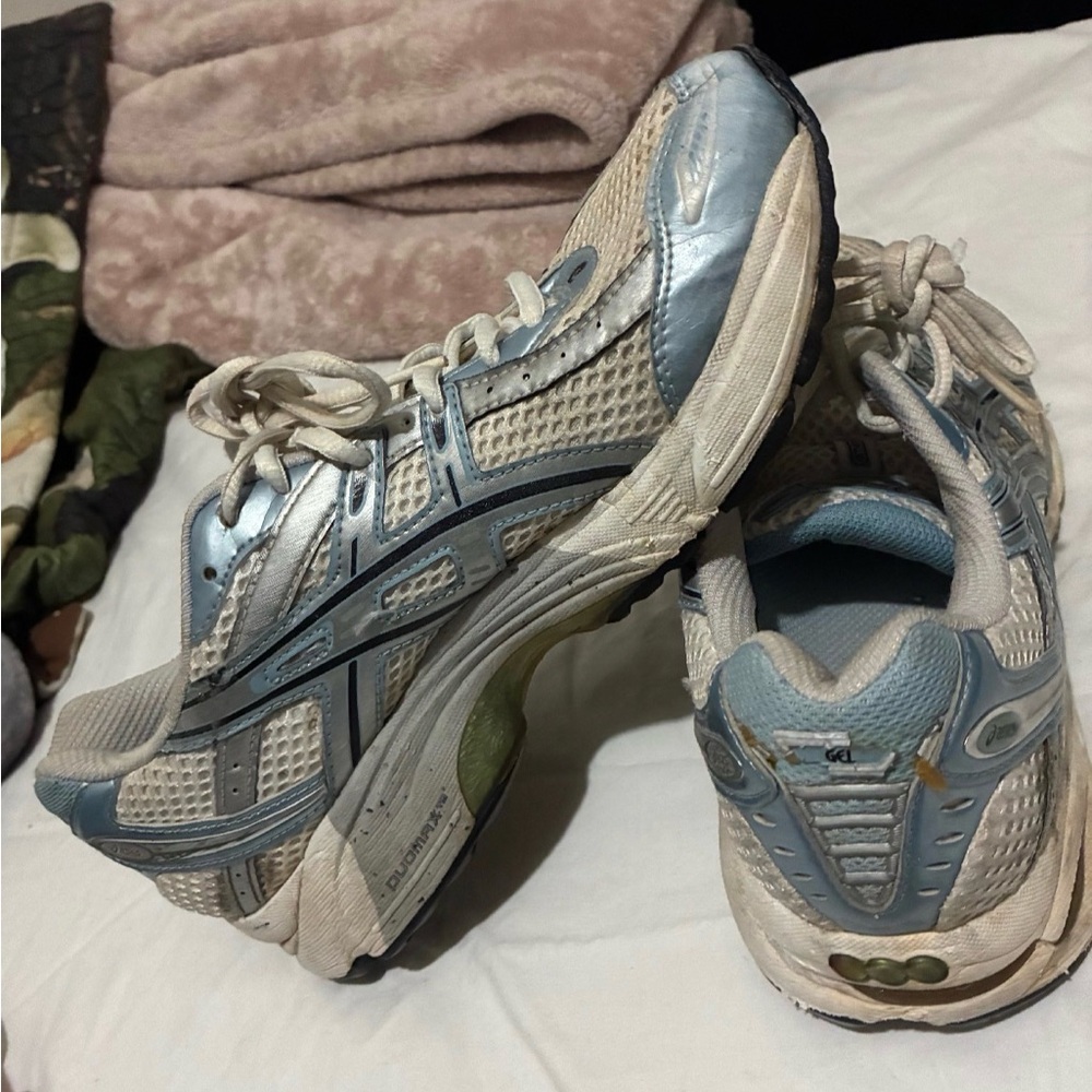 Asilio Blue and White Athletic Shoes